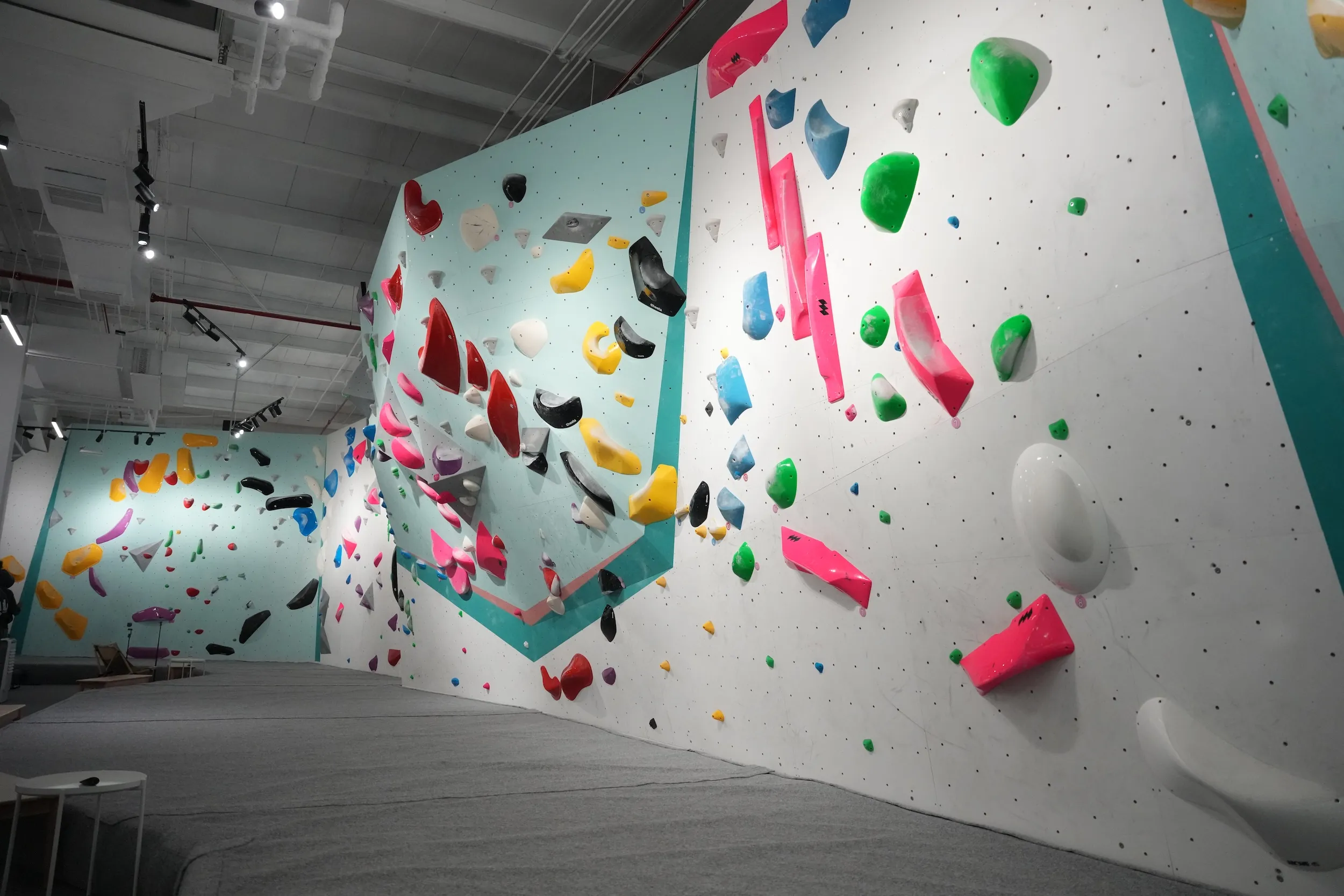 Bouldering wall at GoClimb bouldering gym in Dubai