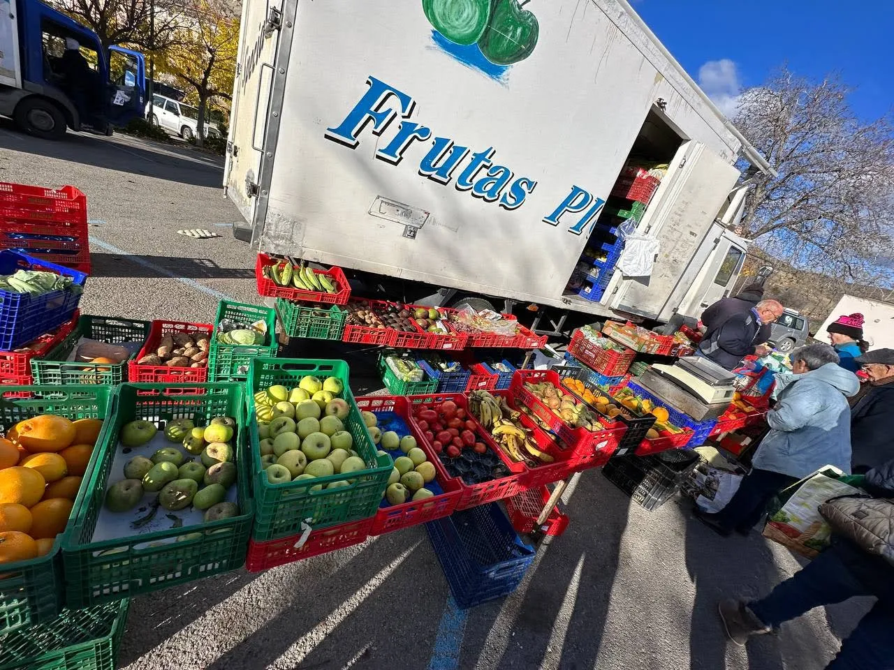 Weekly Wednesday market in Albarracin
